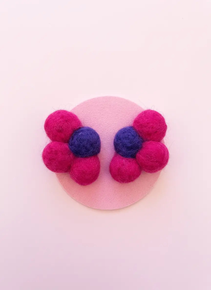 Roze bloemen oorbellen