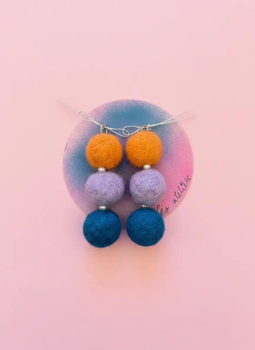 Oranje bollen oorbellen