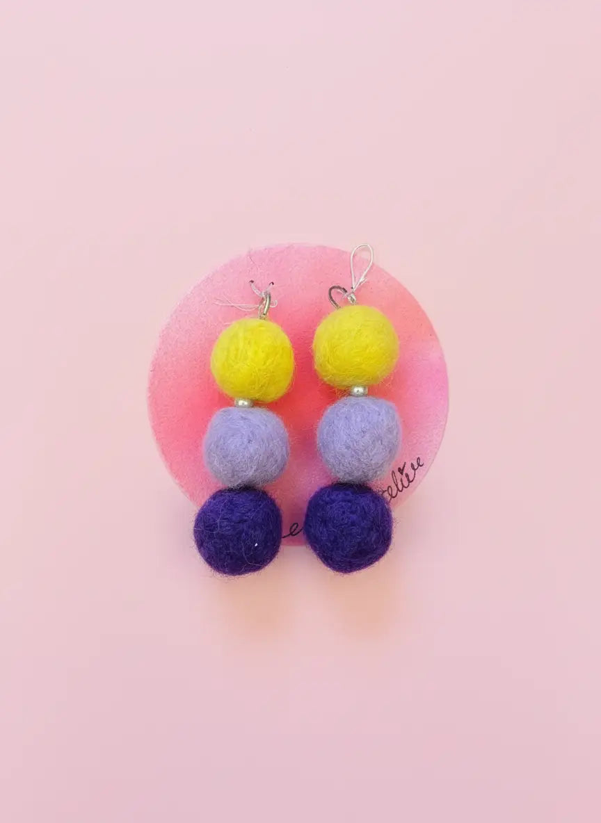 Gele bollen oorbellen